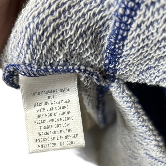 Live Love Dream Blue ColorBlock Two Tone Distressed Cold Shoulder Sweater Medium - Picture 13 of 13